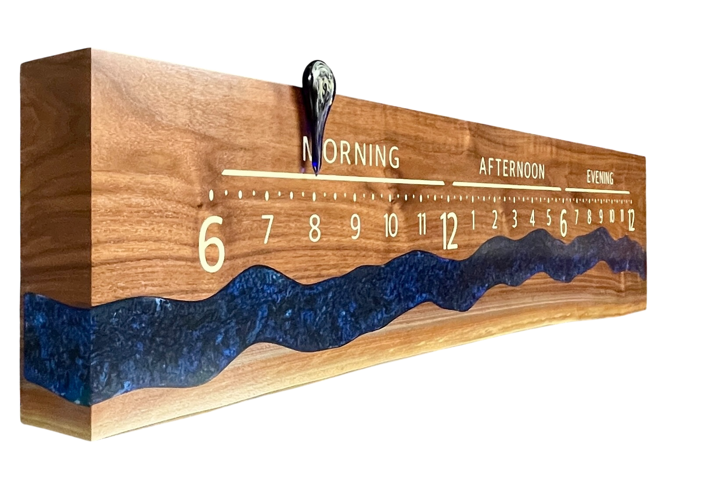 Dirk: 5 Ft Walnut natural Edge