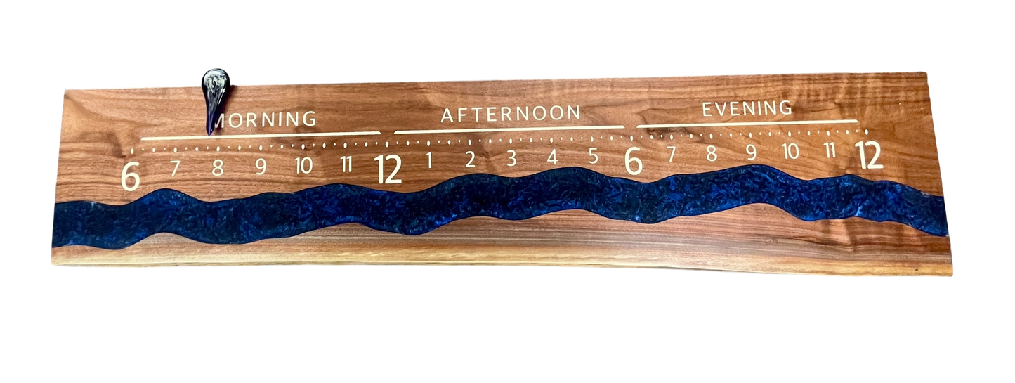 Dirk: 5 Ft Walnut natural Edge