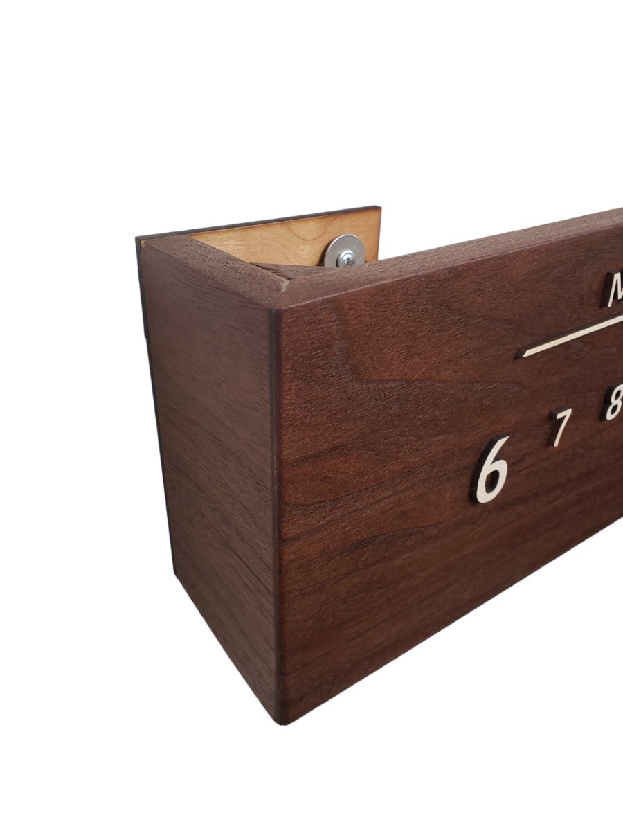 Atlantis:3 - foot Walnut/Maple - Linear Clockworks