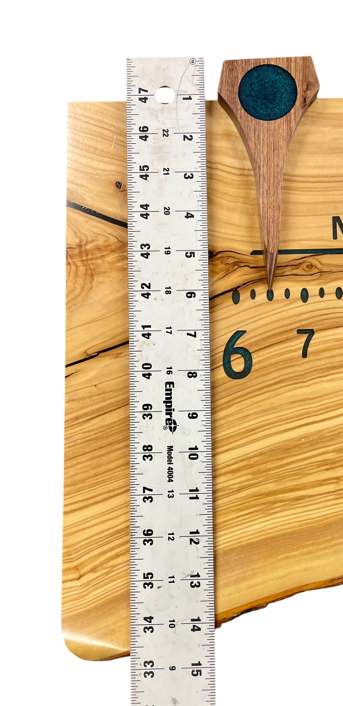 Bianca: 3-foot olivewood / resin