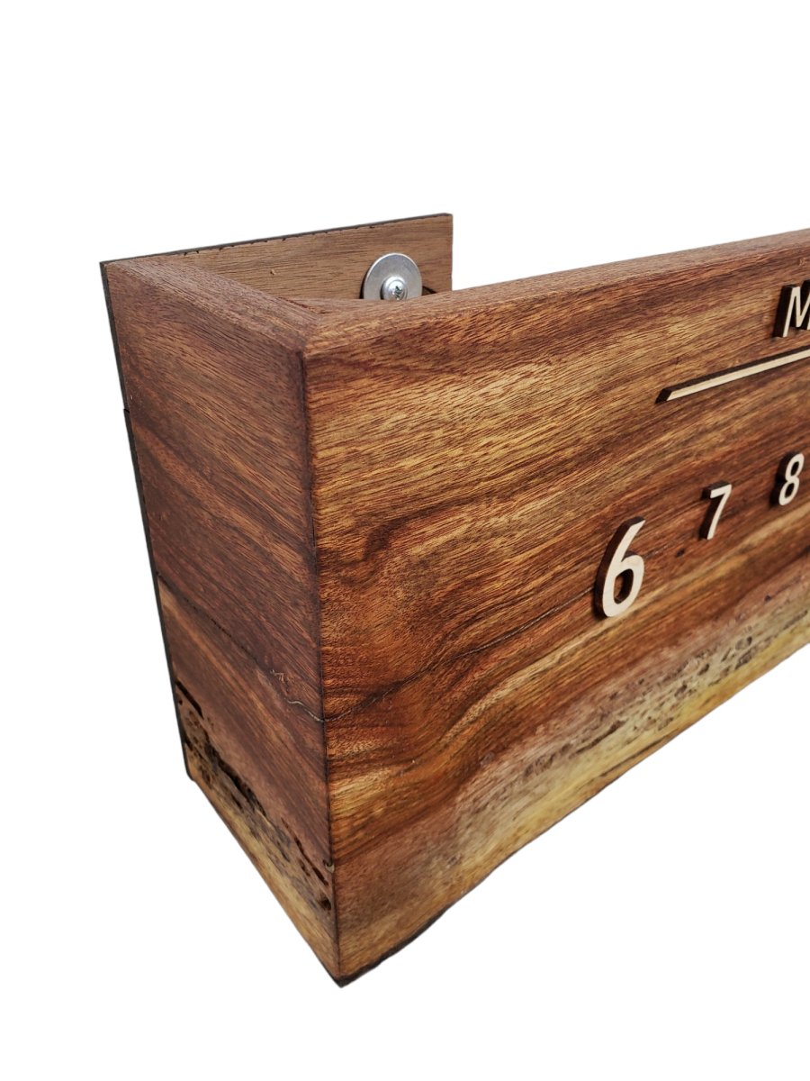 Carnelian:3 - foot Chechen/Maple - Linear Clockworks