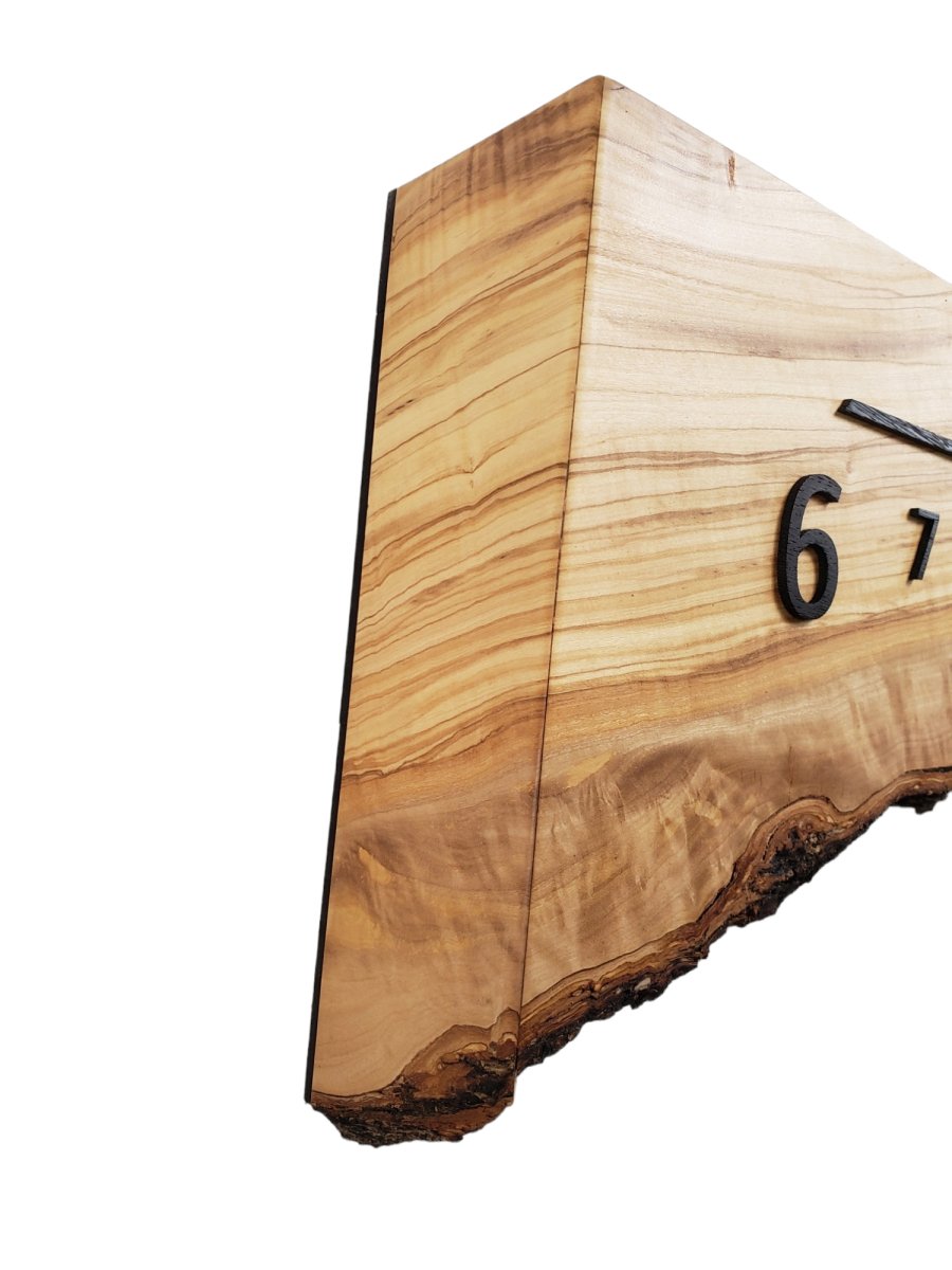 Georgia:5 - foot Olivewood/Wenge - Linear Clockworks