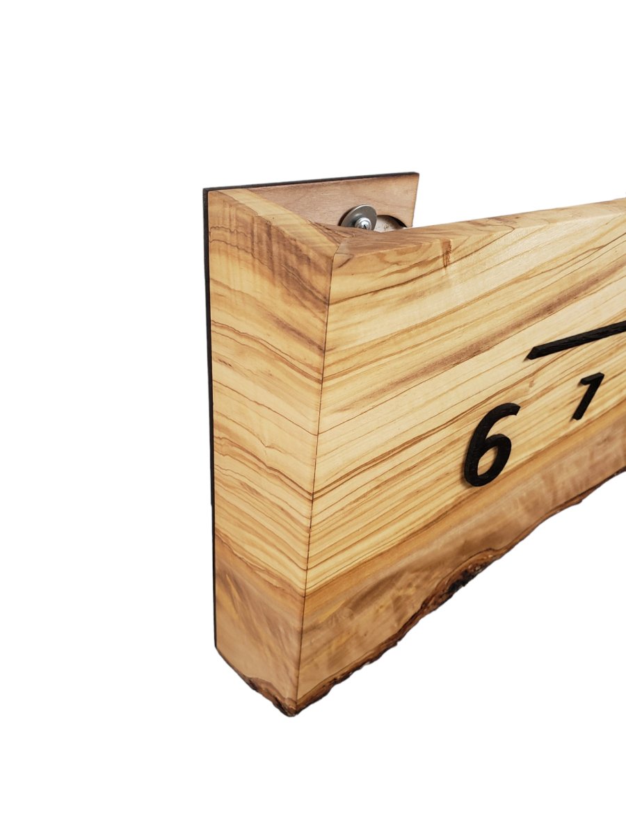 Georgia:5 - foot Olivewood/Wenge - Linear Clockworks
