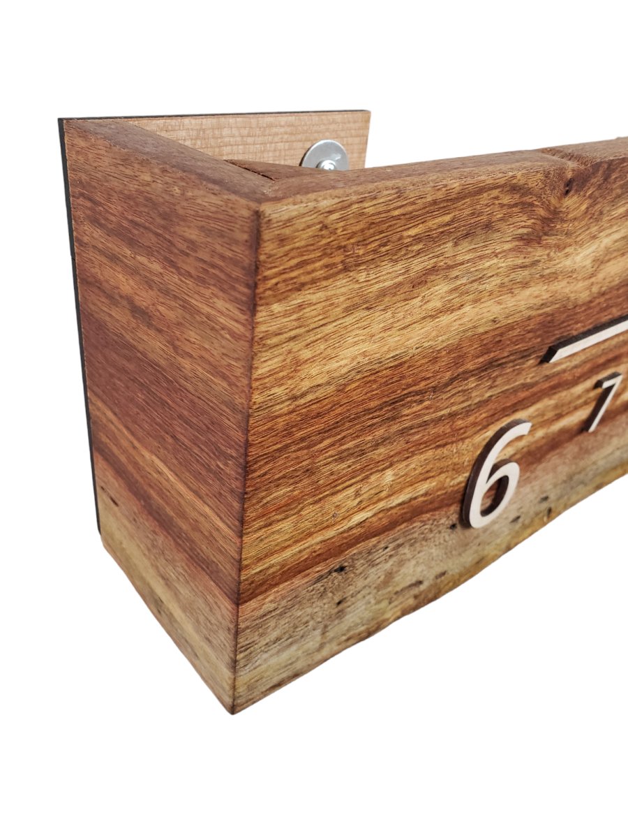 Ginger:5 - foot Chechen/Maple - Linear Clockworks