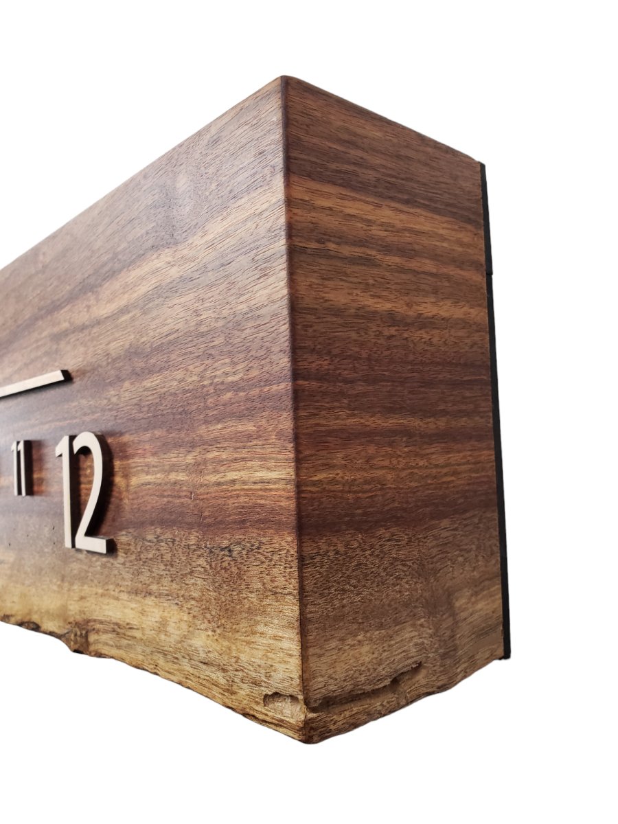 Ginger:5 - foot Chechen/Maple - Linear Clockworks