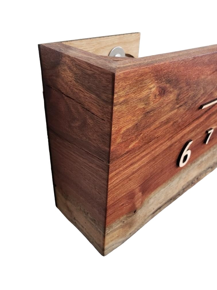 Merida: 3 - foot Chechen/Maple - Linear Clockworks