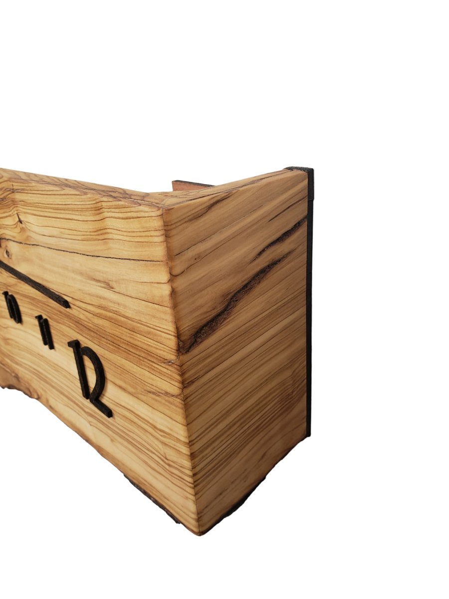 Nile:5 - foot Olivewood/Wenge - Linear Clockworks