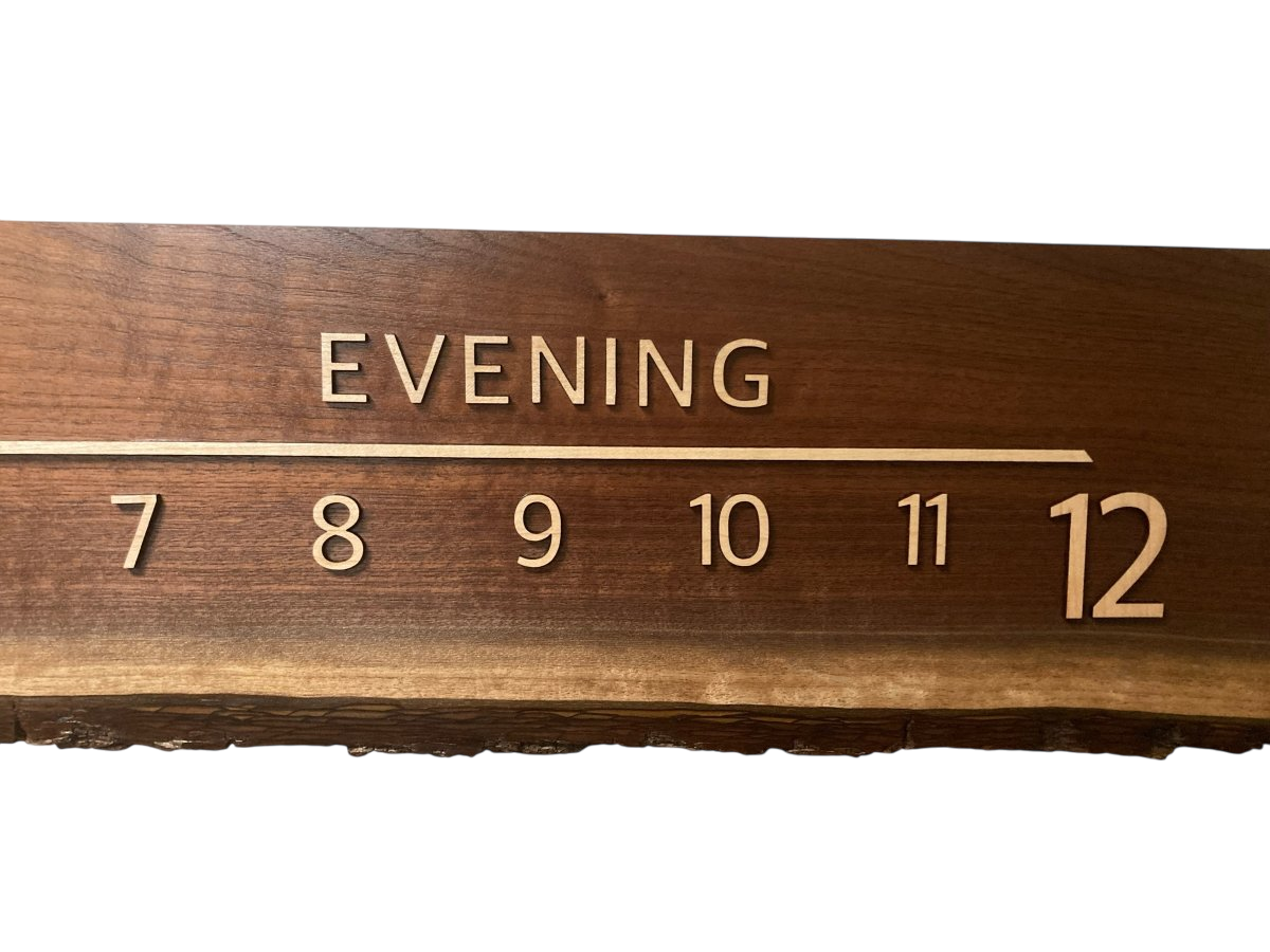 Siyona:5 - foot Walnut/Maple - Linear Clockworks