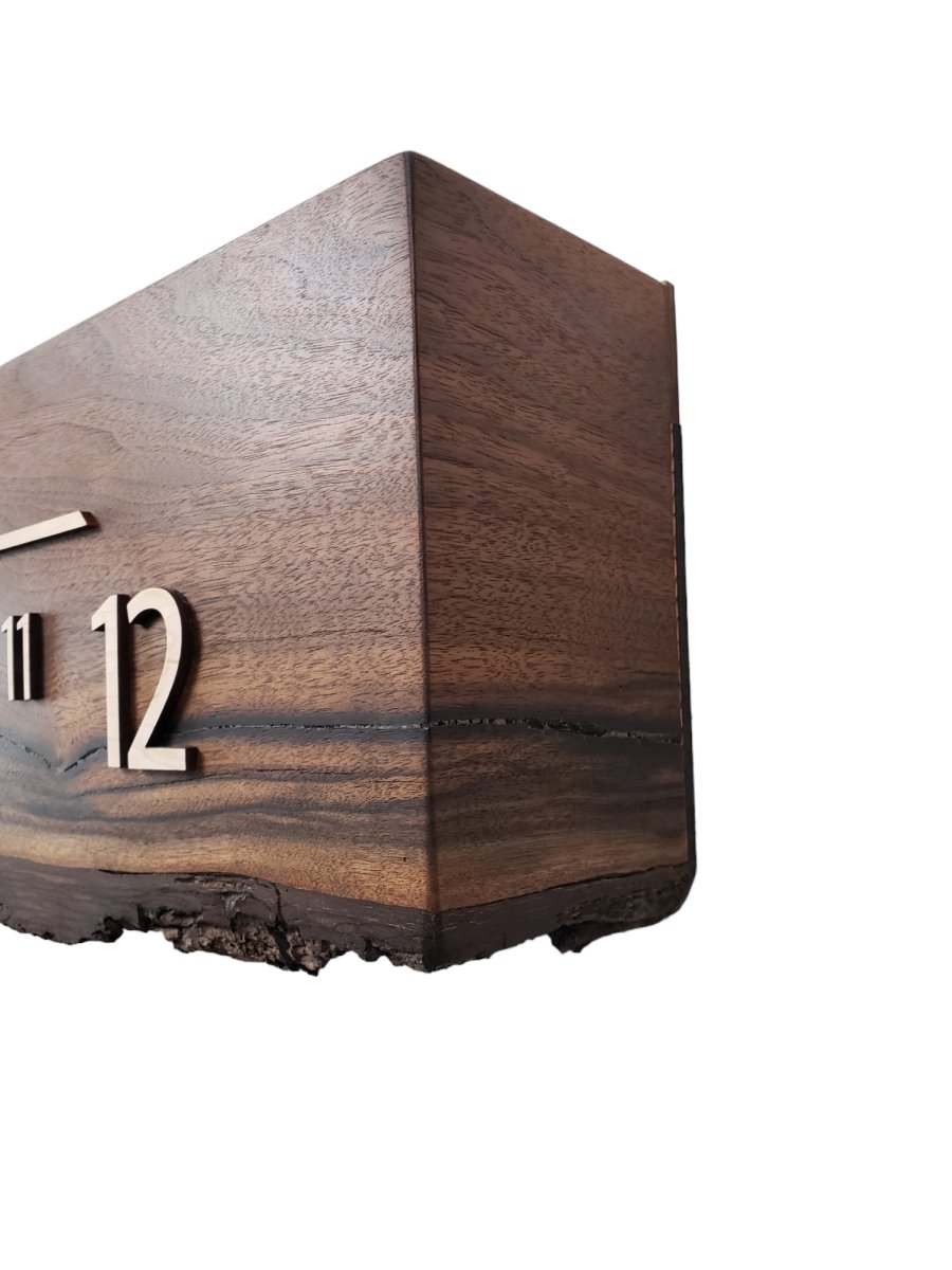 Sandy:5 - foot Walnut/Maple - Linear Clockworks