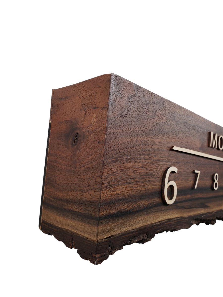 Sandy:5 - foot Walnut/Maple - Linear Clockworks