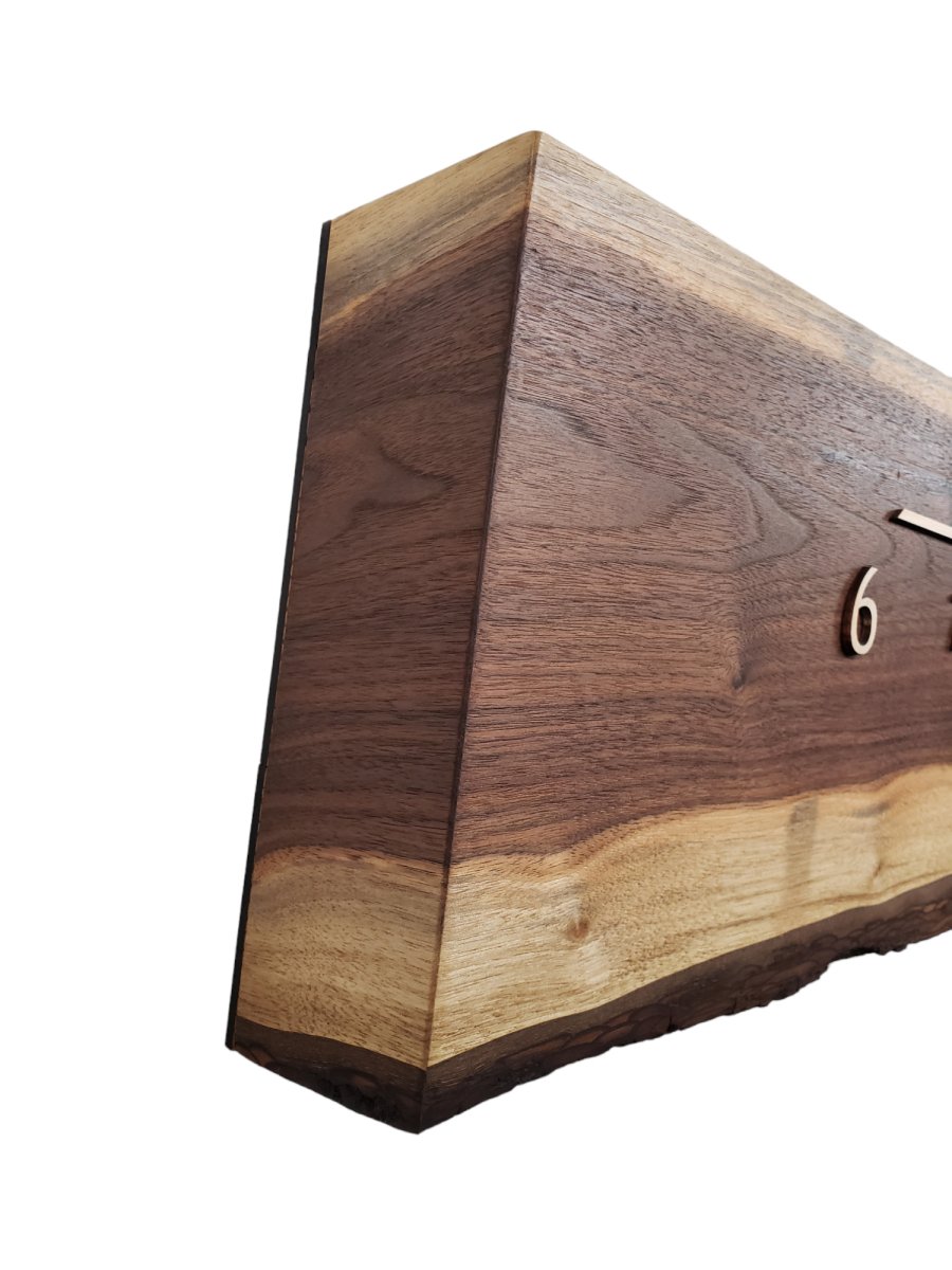 Spotty:7 - ft Walnut/Maple - Linear Clockworks