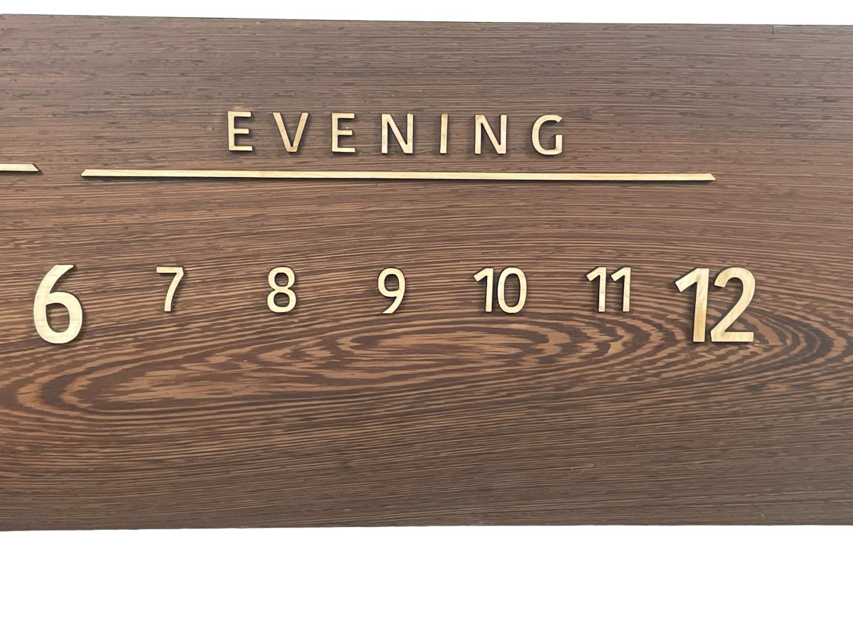 Tempus:3 - foot Wenge/Maple - Linear Clockworks