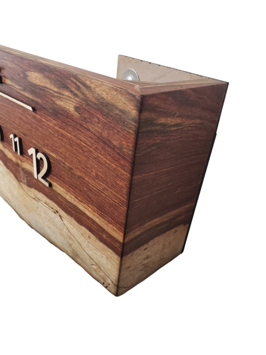 Volcano:3 - foot Chechen/Maple - Linear Clockworks