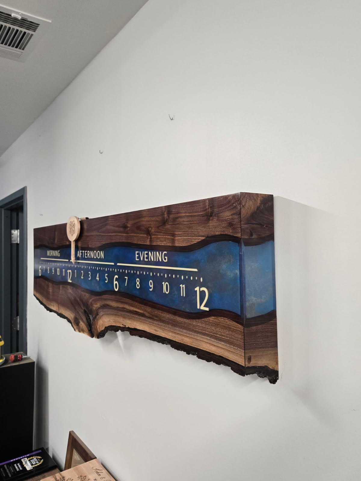 Glinda: Walnut Through River 5-foot-1125