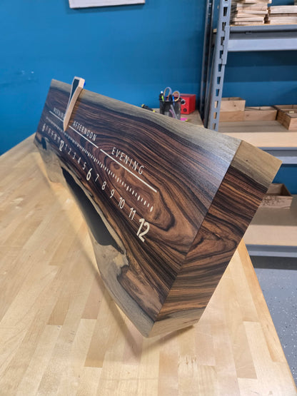Alvaro: Bolivian Rosewood / Resin-1107
