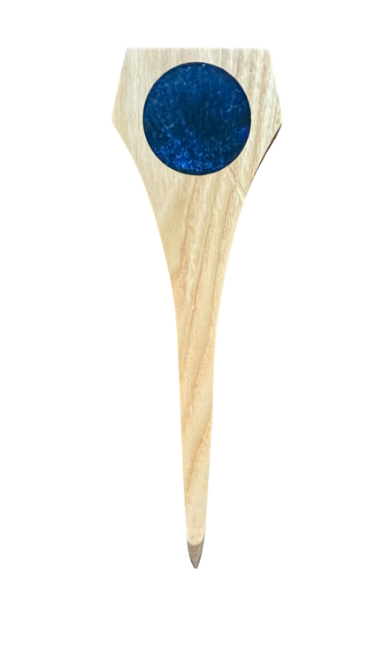 Glinda 4: 3-foot Walnut / Resin through river