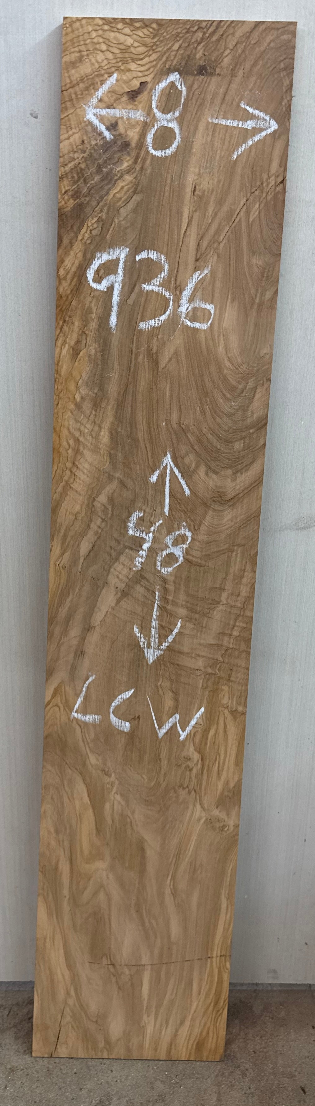 Board 0936: 3 ft Olivewood no bark