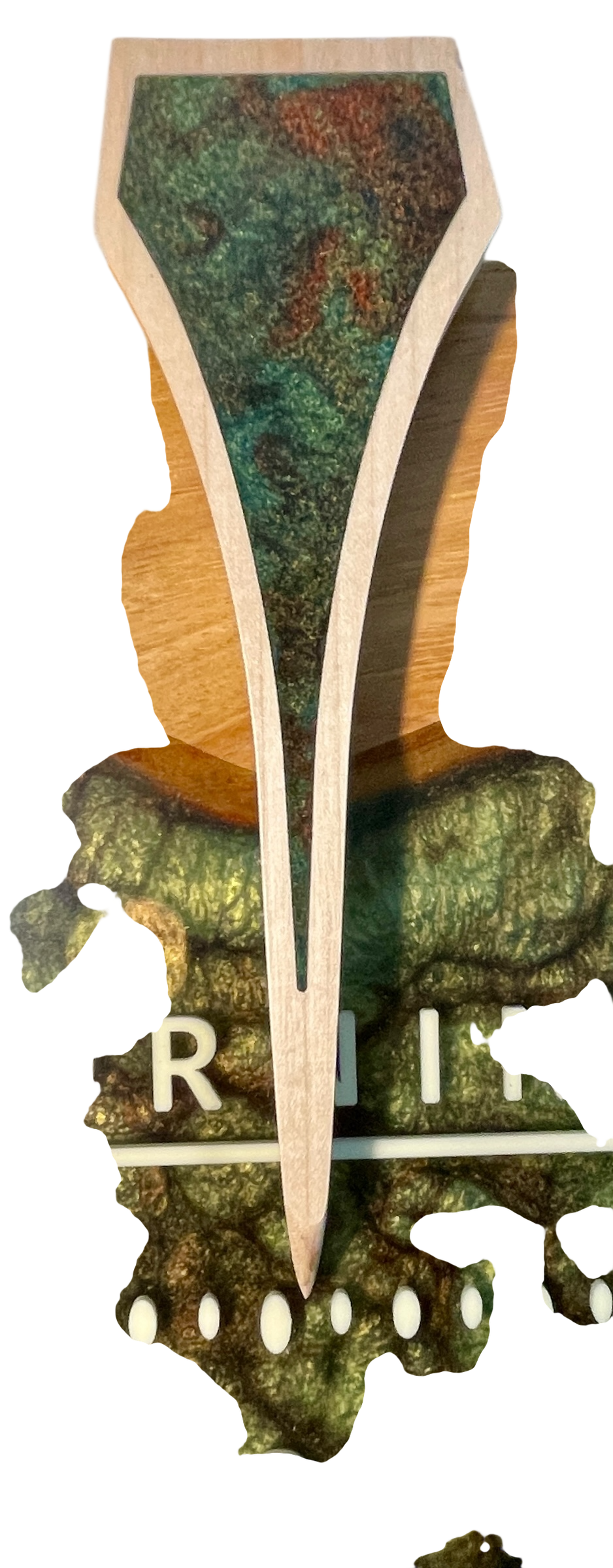 Jesse : 3-foot Pecan Through River