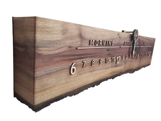 Delta:3 - foot Walnut/Maple - Linear Clockworks