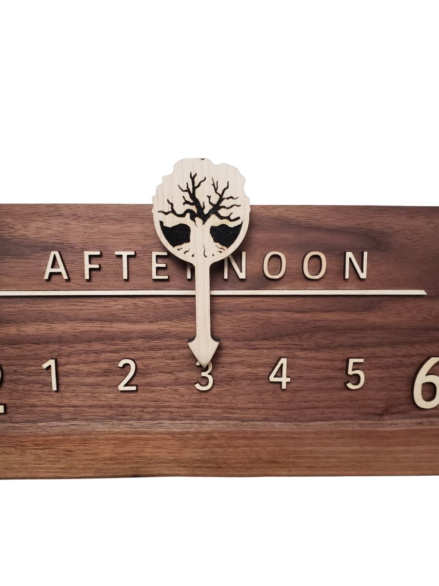 Gamma:3 - foot Walnut/Maple - Linear Clockworks