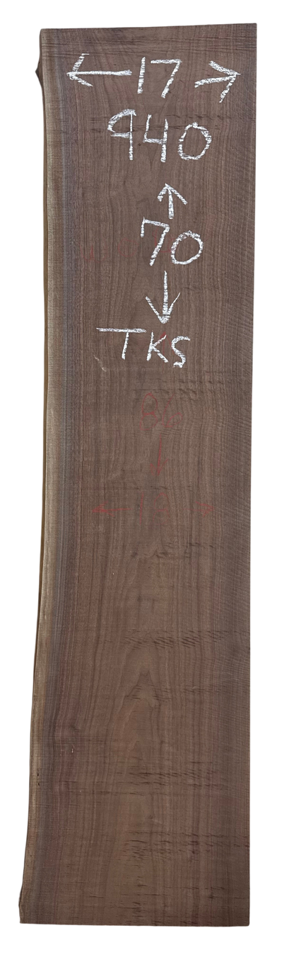 Dirk: 5 Ft Walnut natural Edge