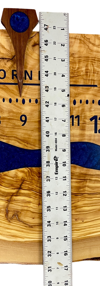 Sophia: 3-foot Olivewood / Surface river